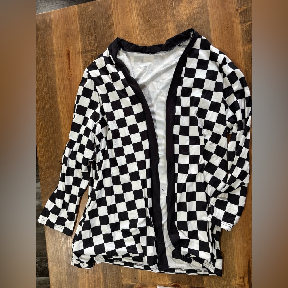 3X Checkered Black and White Open Cardigan